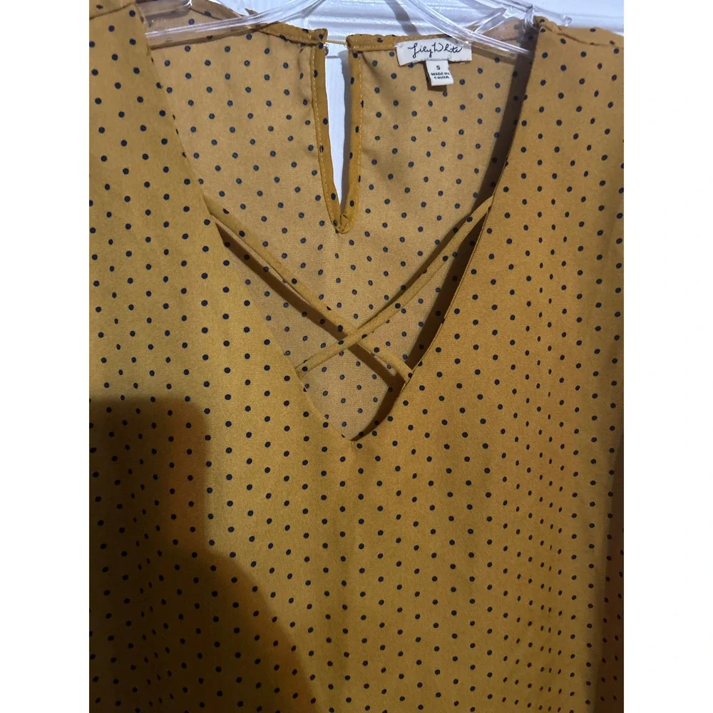 Lily White Polka Dot Blouse Women's‎ Size Small Mustard Yellow Top Crossover